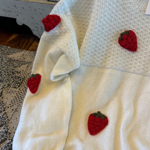 New Farmers Market Strawberry Embroidered  Crochet White Knit Sweater Top - Picture 5 of 9